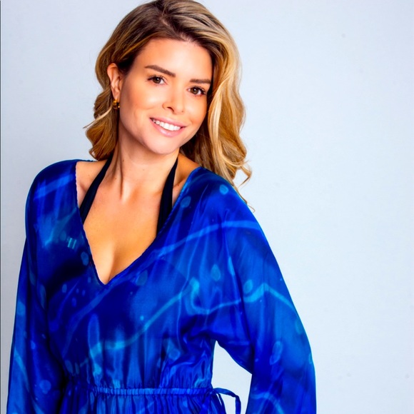 Cover Up - Picture 4 of 5